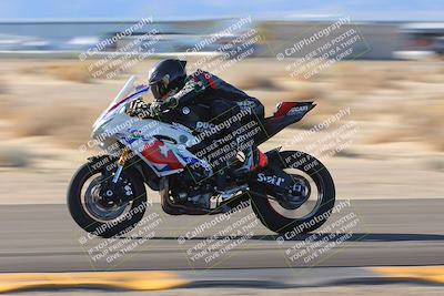 media/Jan-19-2023-Racers Edge (Thu) [[69d0b4dc55]]/B Group/Session 5 (Turn 3 Exit Pans)/